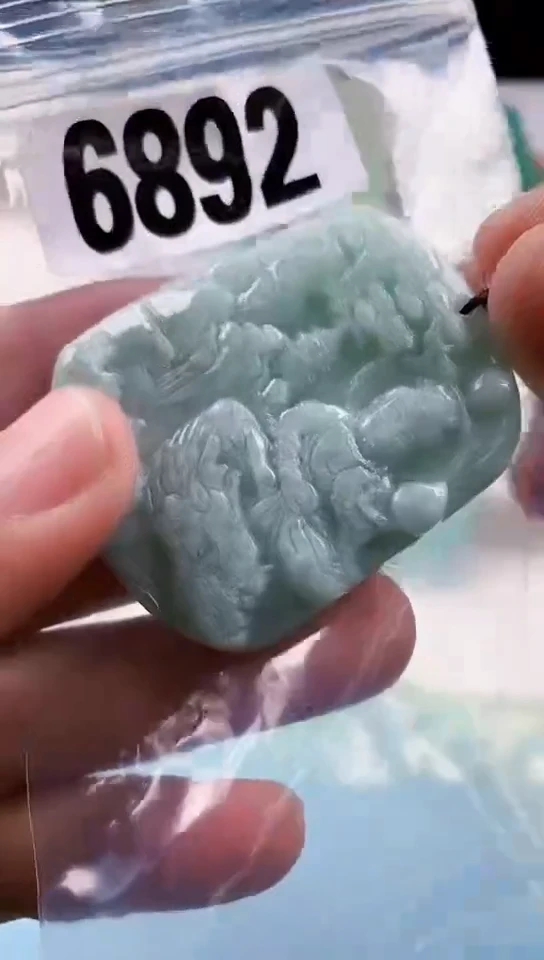 【闪购商品】翡翠颈饰未镶嵌天然翡翠吊坠挂件