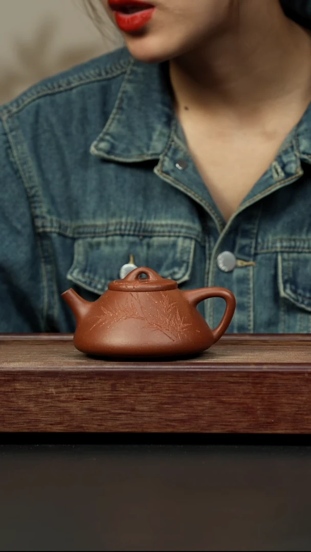 紫砂茶壶红降坡 刻竹 子冶石瓢