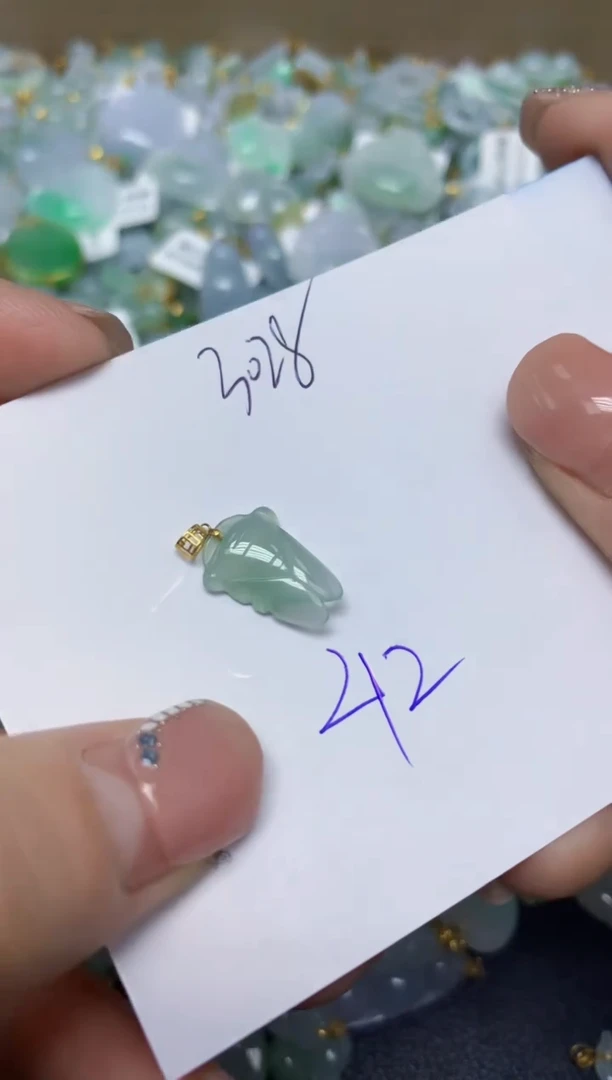 【闪购商品】翡翠挂件18K金镶嵌 天然翡翠A货