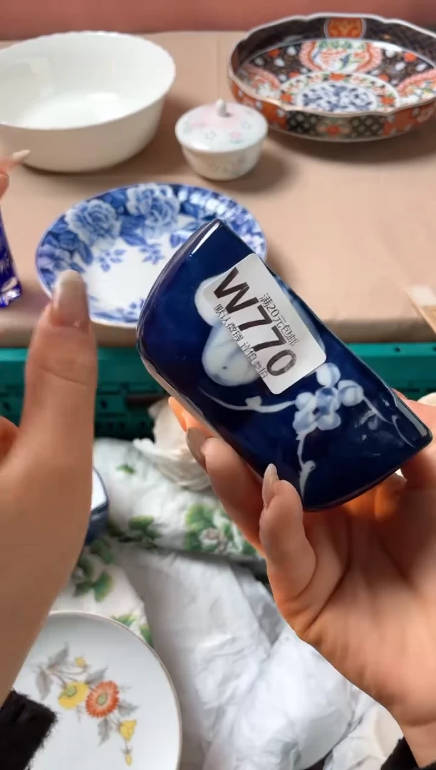 瓷片煦****间瓷器瓷器W770