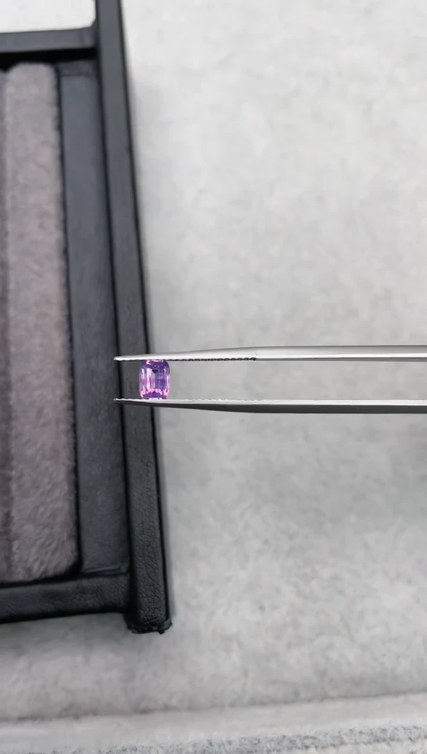 【闪购商品】彩色蓝宝石裸石未镶嵌0.53ct