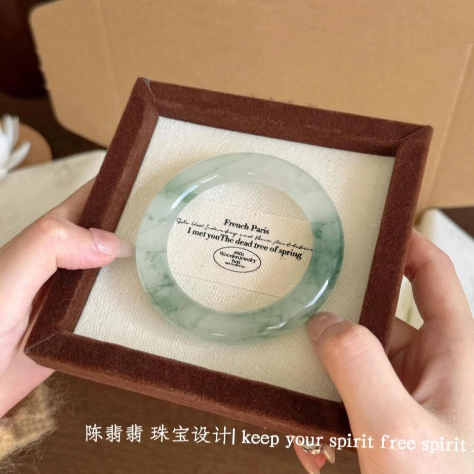 天然雪翠新疆天山翠手镯冰翠玉镯女款金丝玉圆条扁镯子正品送礼物