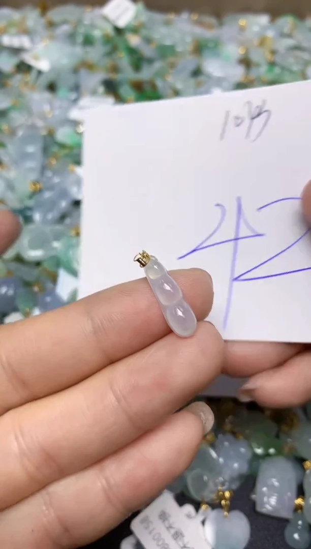 【闪购商品】翡翠挂件18K金镶嵌 天然翡翠A货