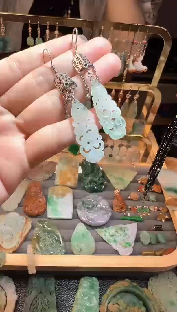 定制翡翠未镶嵌翡翠