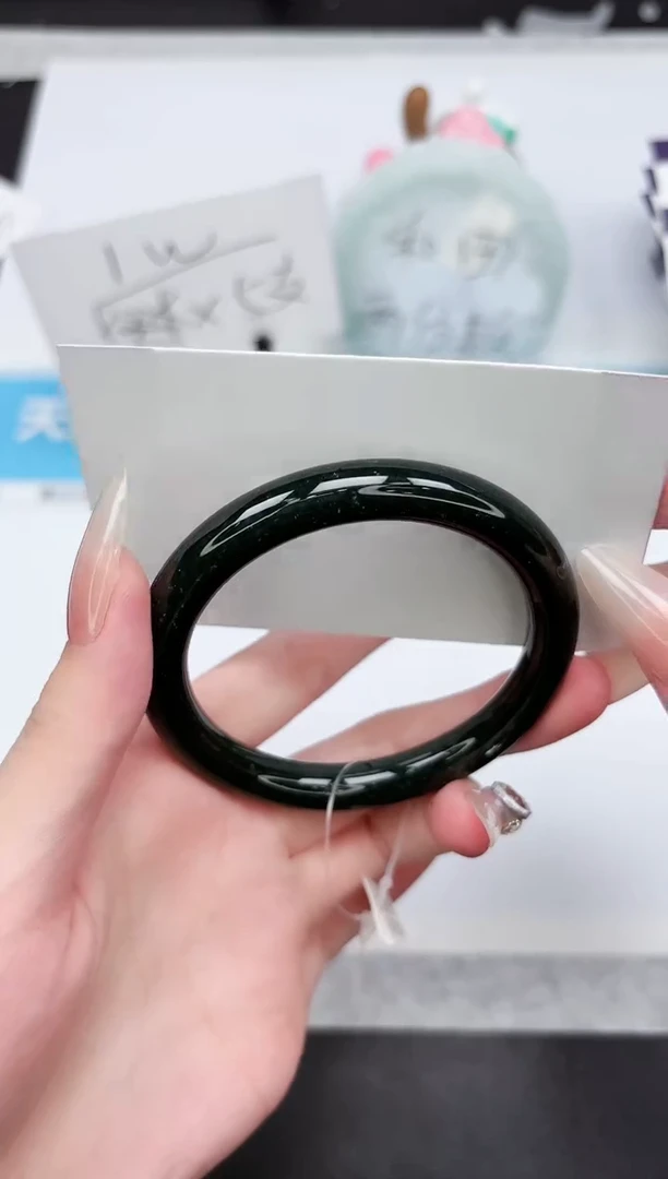 和田玉手镯未镶嵌219-56