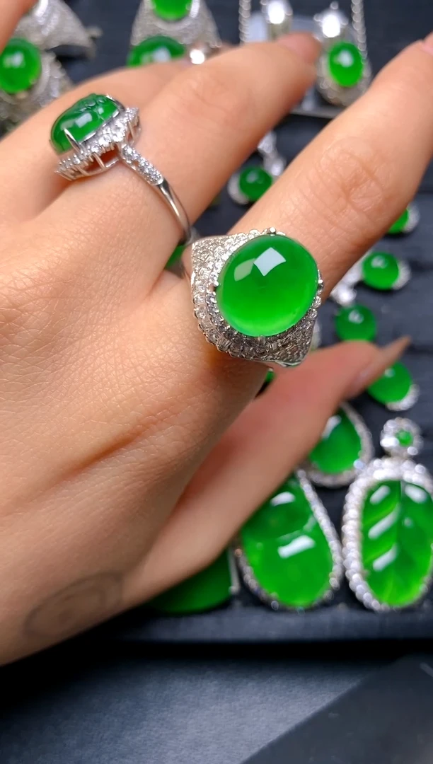 【闪购商品】翡翠戒指未镶嵌蛋面女戒