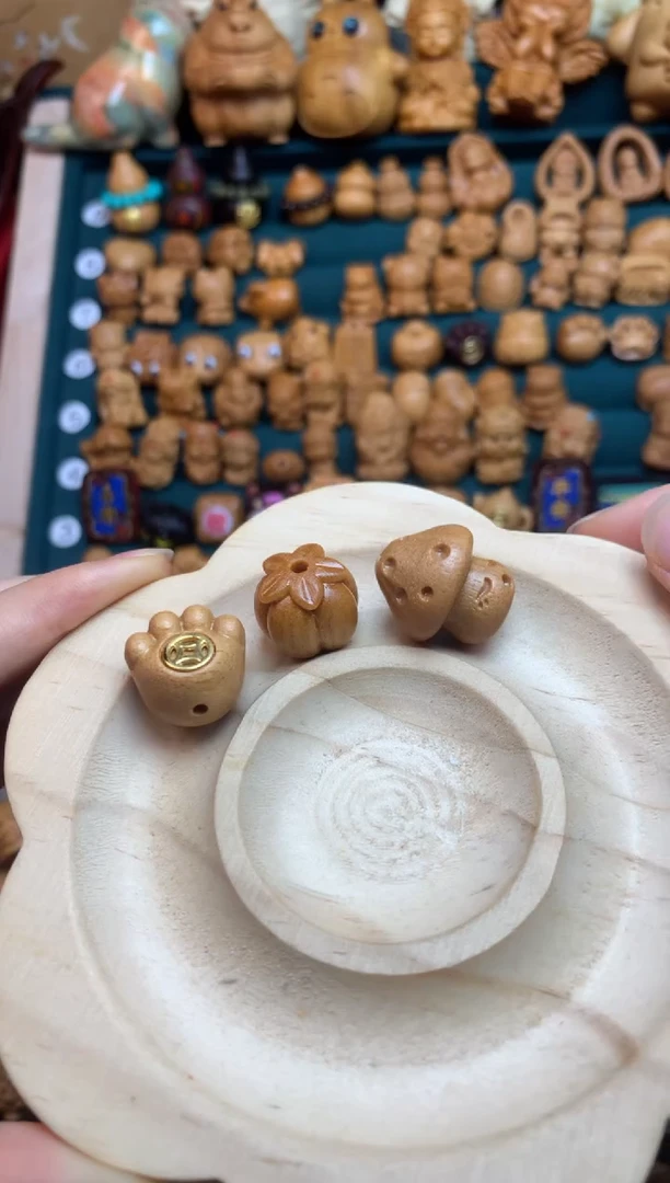 【闪购商品】檀香木...............