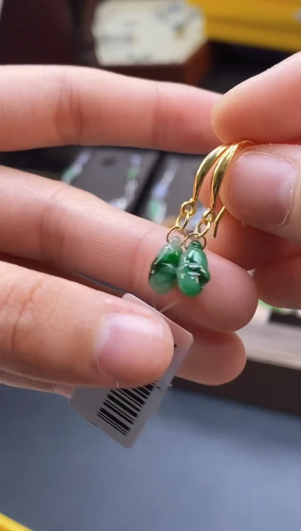 颈饰银S925镶嵌翡翠18116