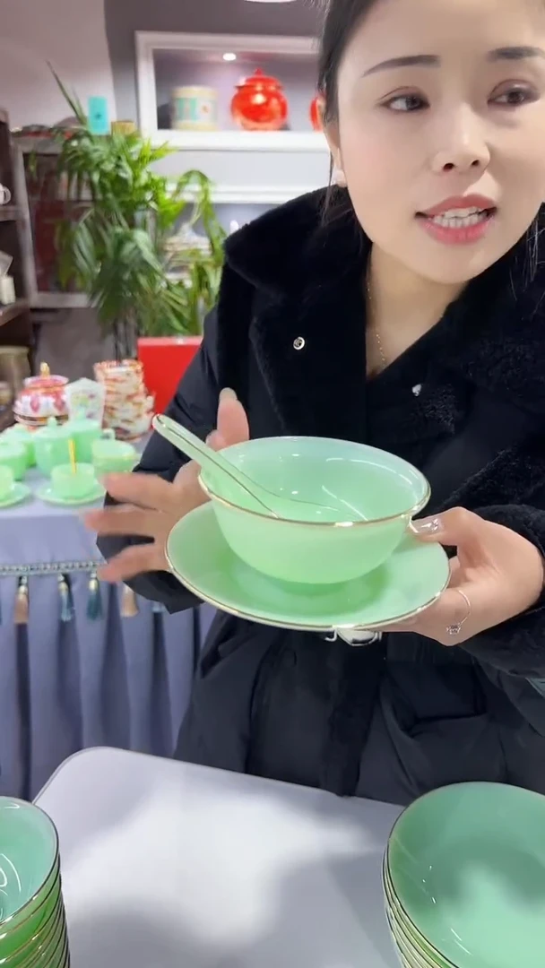 【闪购商品】瓷片 碗，碟，勺 三件套各2套