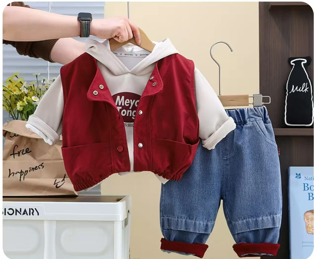 2025春季新款童装男宝女宝连帽字母纯色马甲三件套韩版儿童套装