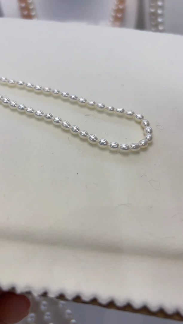 【闪购商品】淡水珍珠颈饰银S925镶嵌3-4mm无核米珠项链