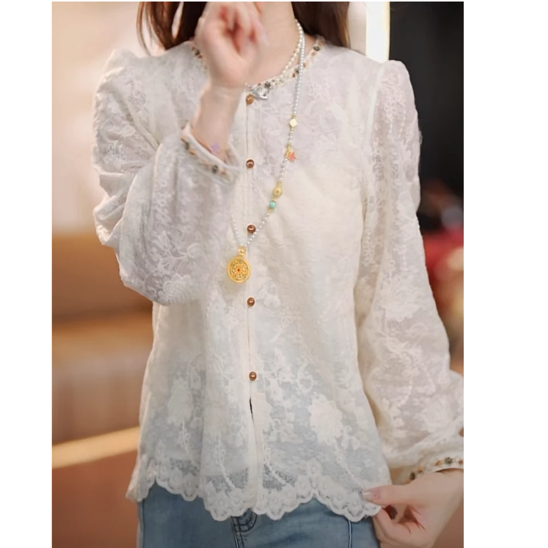 设计感法式圆领单排扣蕾丝衬衫女2025春装新款气质时尚长袖衬衣