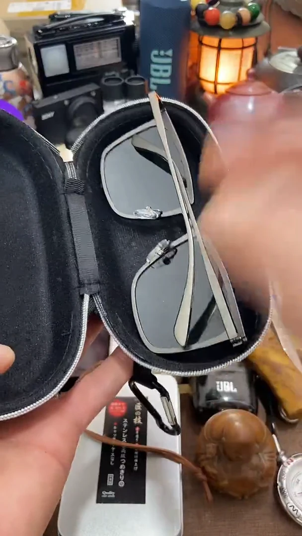 瓷片闪购商品 如图所示