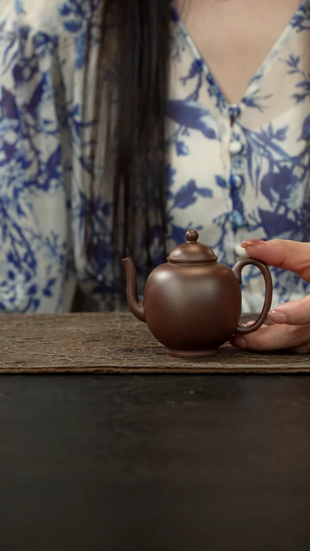 茶壶紫砂圆宫灯老紫泥120cc