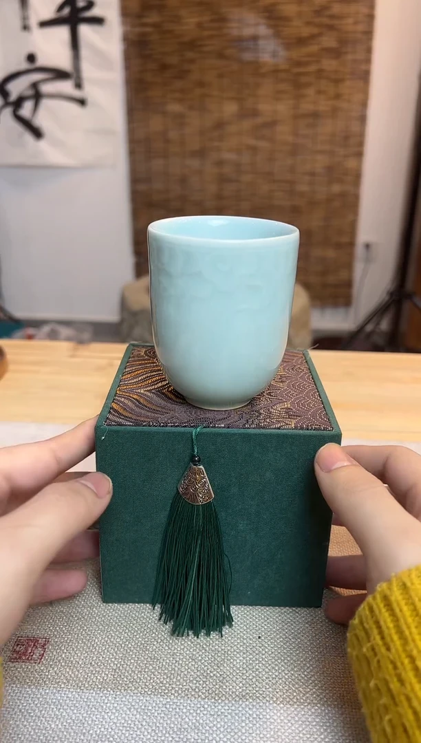 粉青祥云客杯龙泉青瓷
