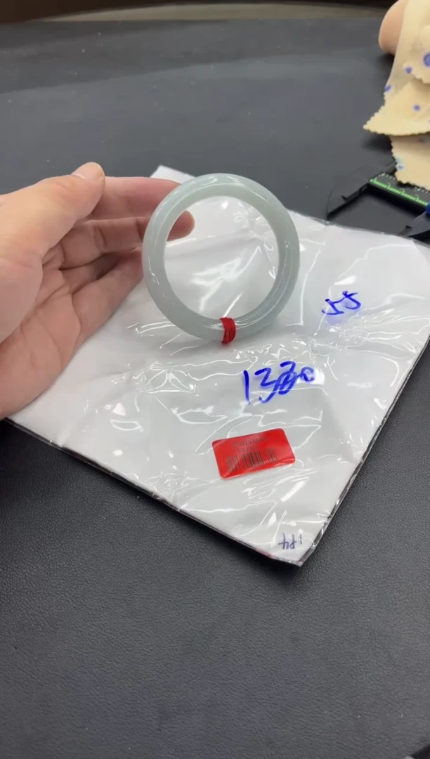 未镶嵌手镯翡翠翡翠手镯