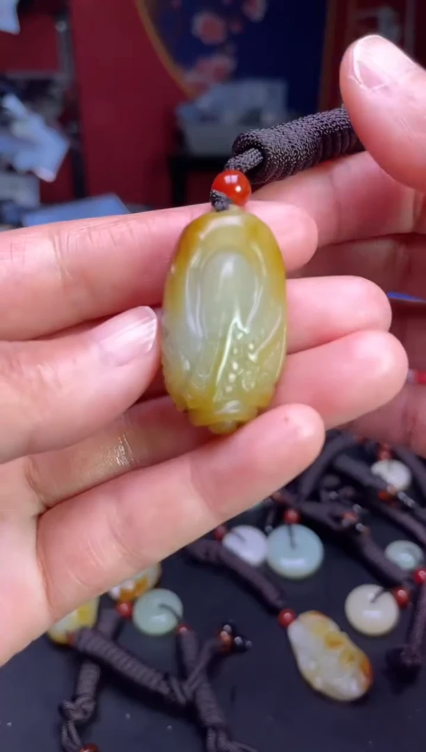 颈饰未镶嵌和田玉123