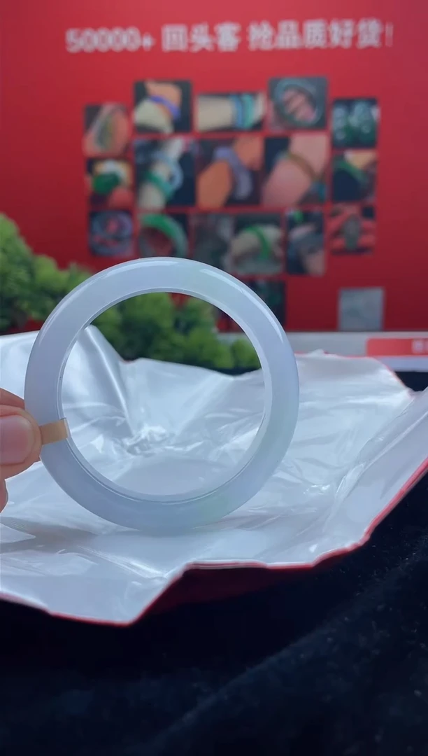 翡翠手镯未镶嵌手镯10