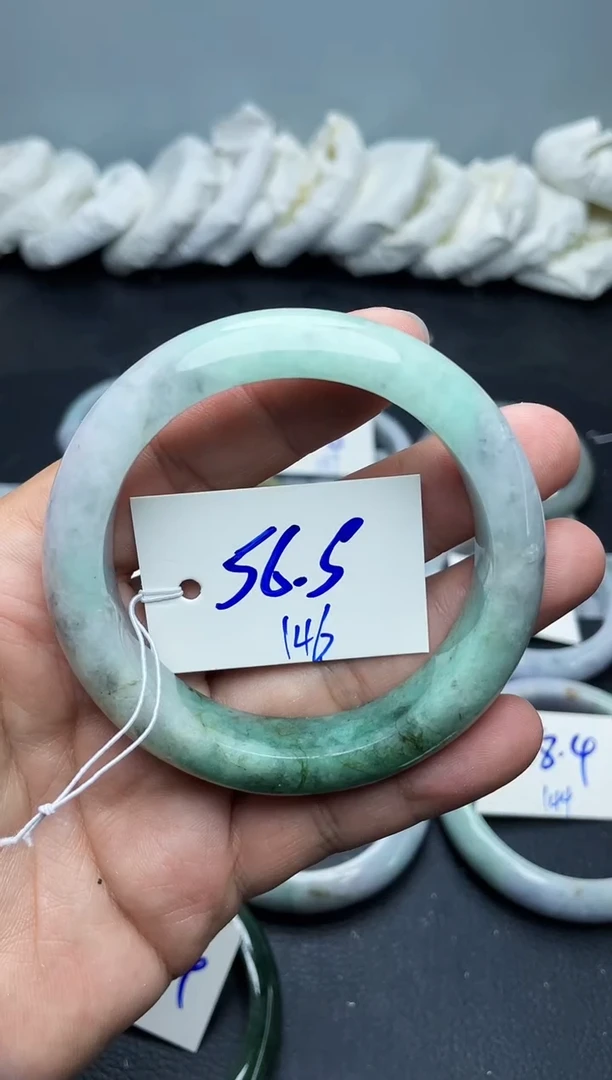 未镶嵌手镯翡翠146