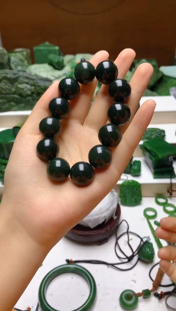 和田玉（青玉）未镶嵌珠宝半成品0