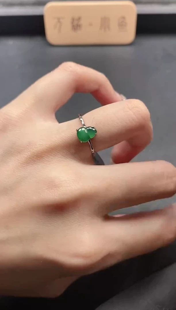 银S925镶嵌戒指翡翠51151