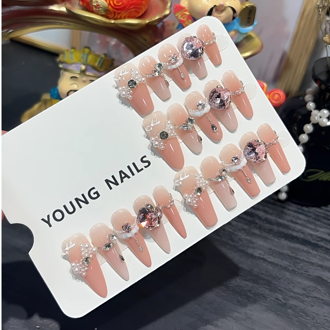 【粉嘟嘟】手工穿戴甲重工款