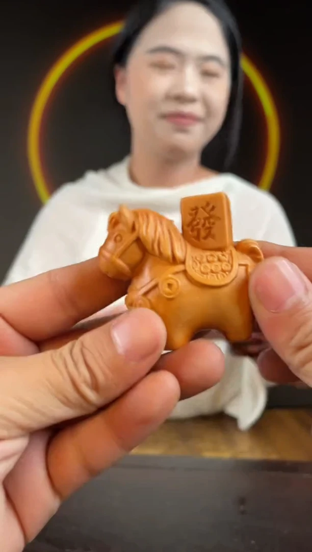 柏木（崖柏）手工摆件,先抢先得! 编号:34