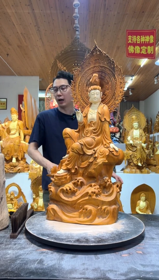香樟木木雕款请贵包退 抢！