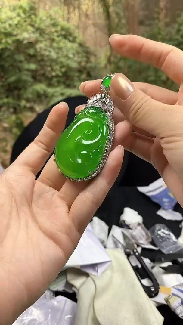 满色吊坠 所见即所得！！