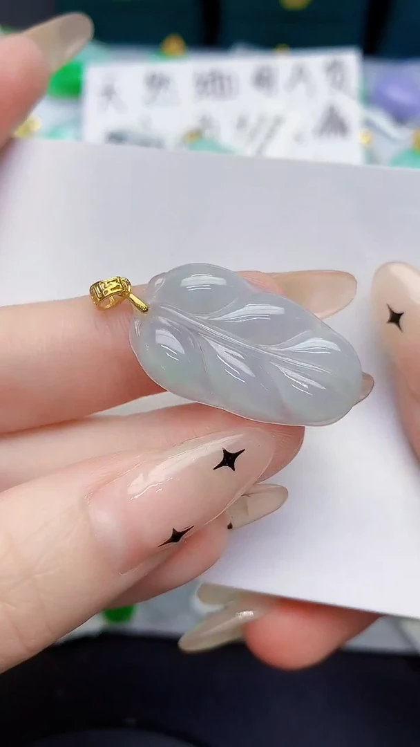 颈饰未镶嵌翡翠缅甸天然翡翠A货
