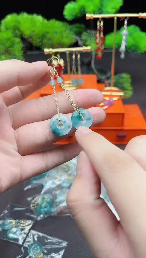 石英质玉（天山翠）银S925镶嵌耳饰000