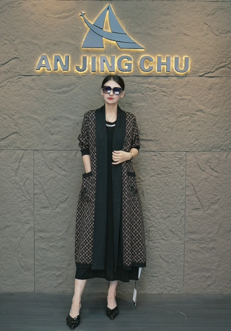 342  AN JING  CHU 秋冬季显瘦休闲简约针织宽松连衣裙