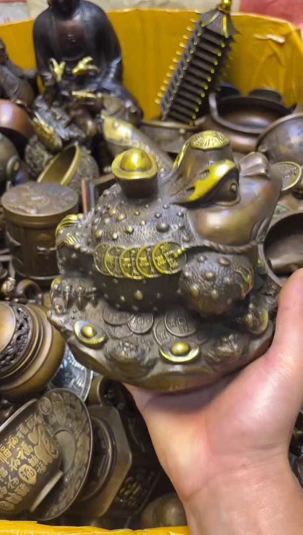 精美铜器，点击下单