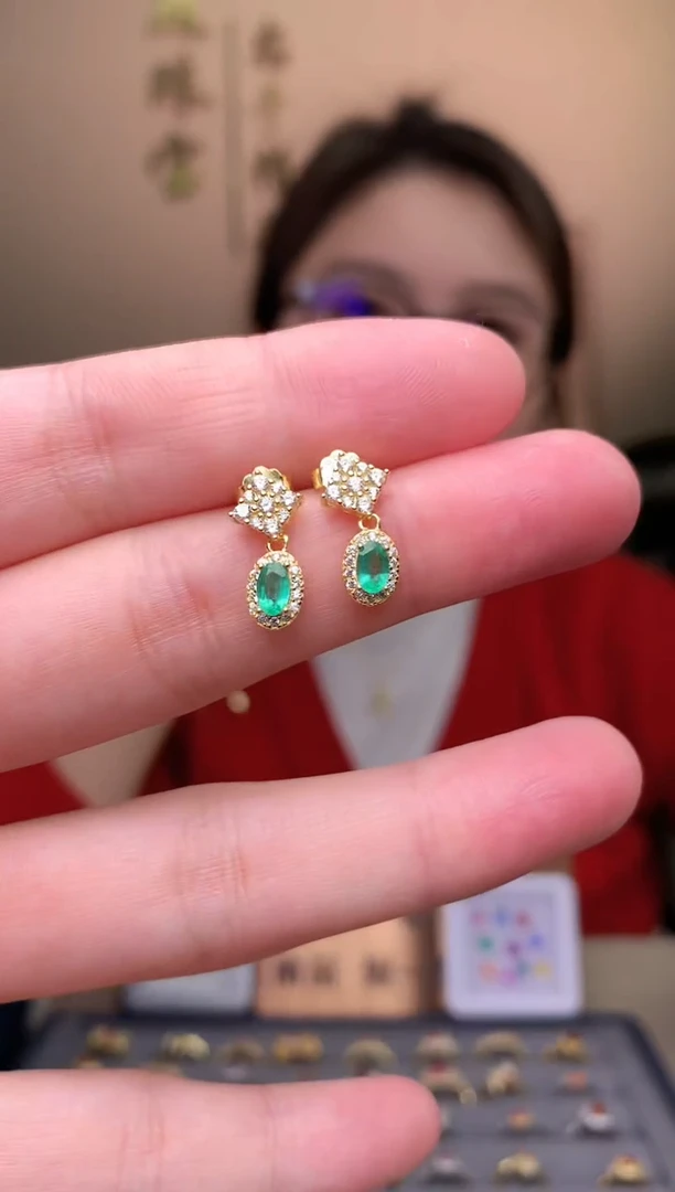 【闪购商品】祖母绿耳饰银S925镶嵌耳饰