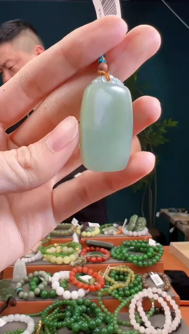 颈饰未镶嵌和田玉多样性发货 拍一单发一个