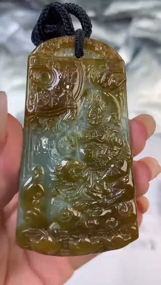 翡翠挂件未镶嵌2222704     /多样性发一件