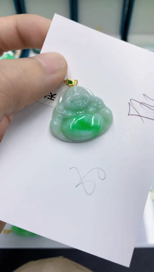 颈饰未镶嵌翡翠翡翠