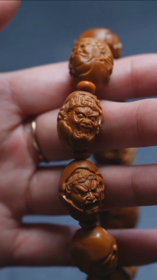 【闪购商品】橄榄核吊坠苏工橄榄核