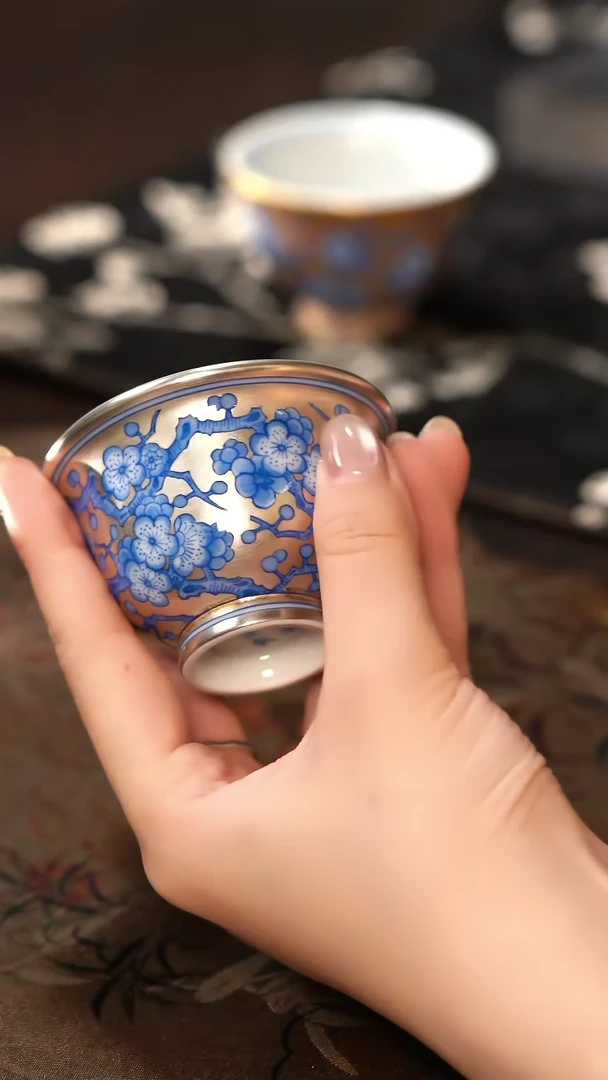 X铭清堂银地小压手杯