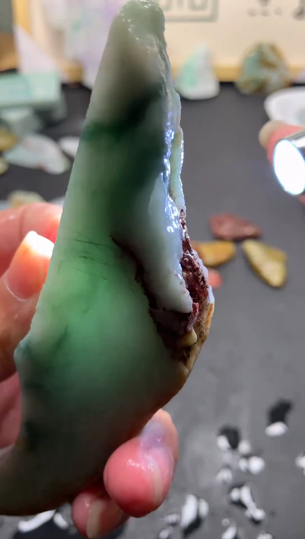 【闪购商品】翡翠颈饰未镶嵌天然翡翠A货