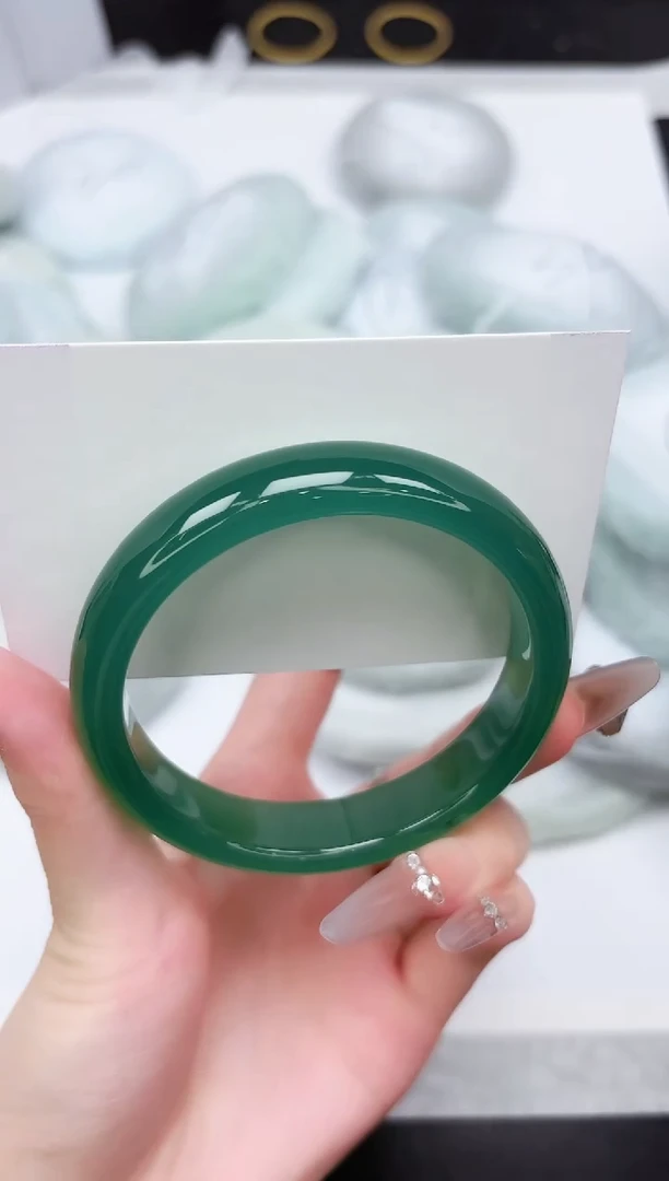 石英质玉手镯未镶嵌60-60.3