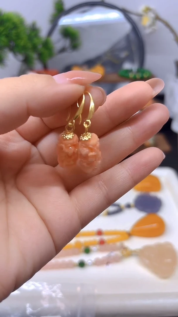 14K金镶嵌耳饰玛瑙/玉髓E945