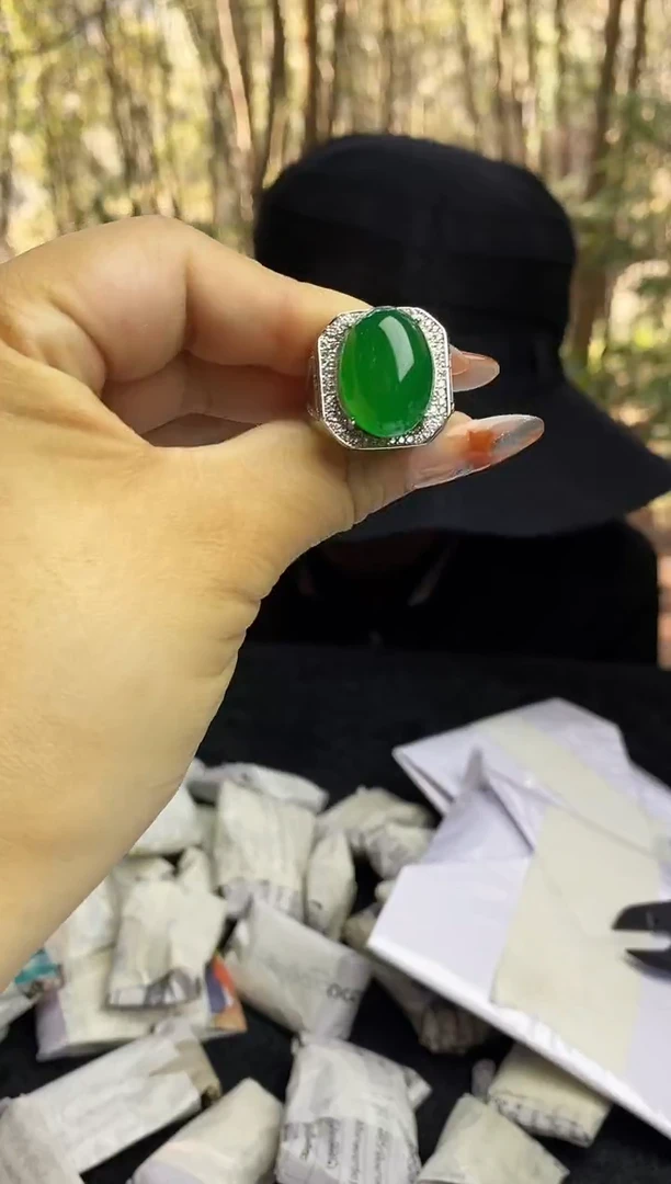 满色吊坠 所见即所得！！