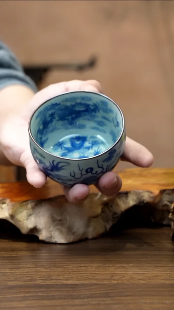 景德镇陶瓷九龙卧足杯
