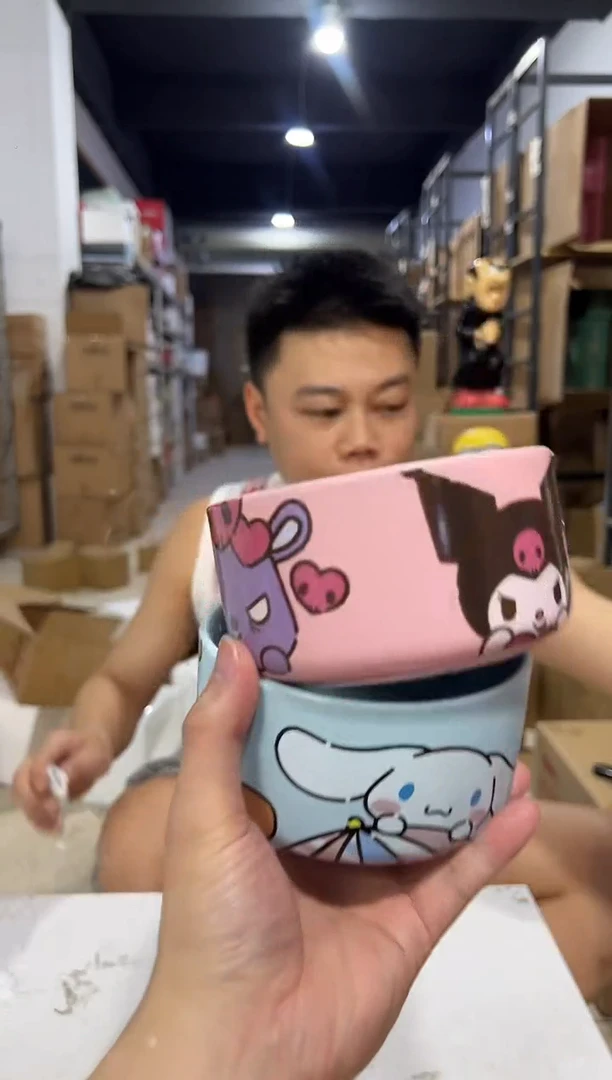 瓷片玉桂狗碗加库洛米碗