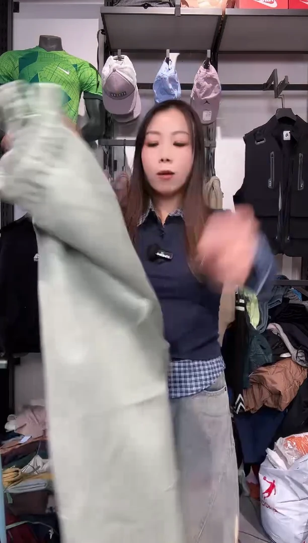 1457编码 瑕疵款直播间过款为准 尺码M