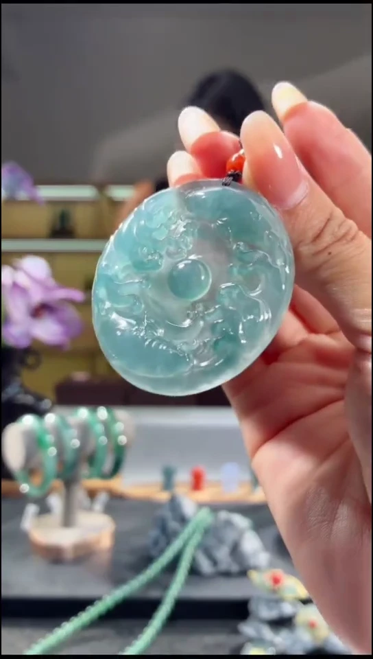 吊坠(不含链)未镶嵌翡翠乾坤鱼