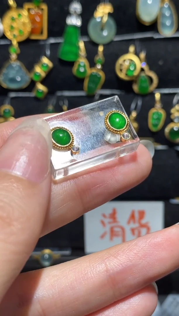 【闪购商品】翡翠耳饰18K金镶嵌耳饰