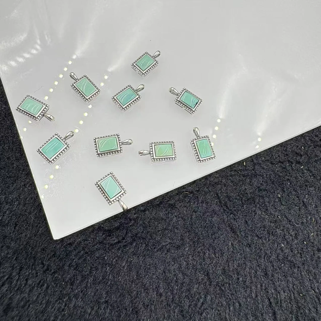 吊坠925银 「戴琴珠宝」DQ1305-银镶绿色方形吊坠（多样性发其一）