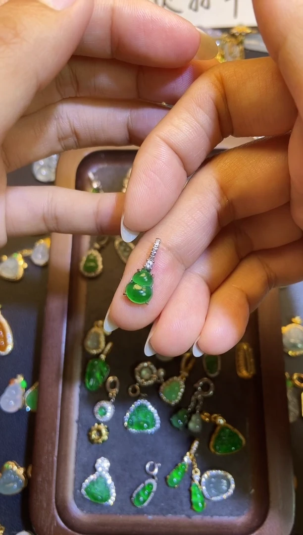 吊坠(不含链)银S925镶嵌翡翠1